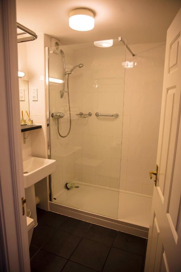 The Charlton Boutique Hotel Cheltenham Bagian luar foto