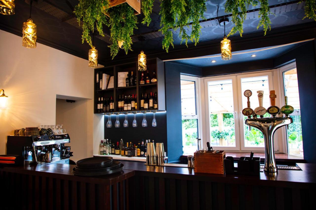 The Charlton Boutique Hotel Cheltenham Bagian luar foto